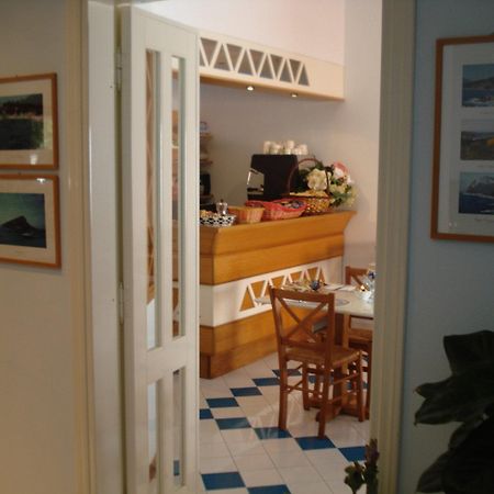Hotel La Lampara غولفو أرانتْشي المظهر الخارجي الصورة